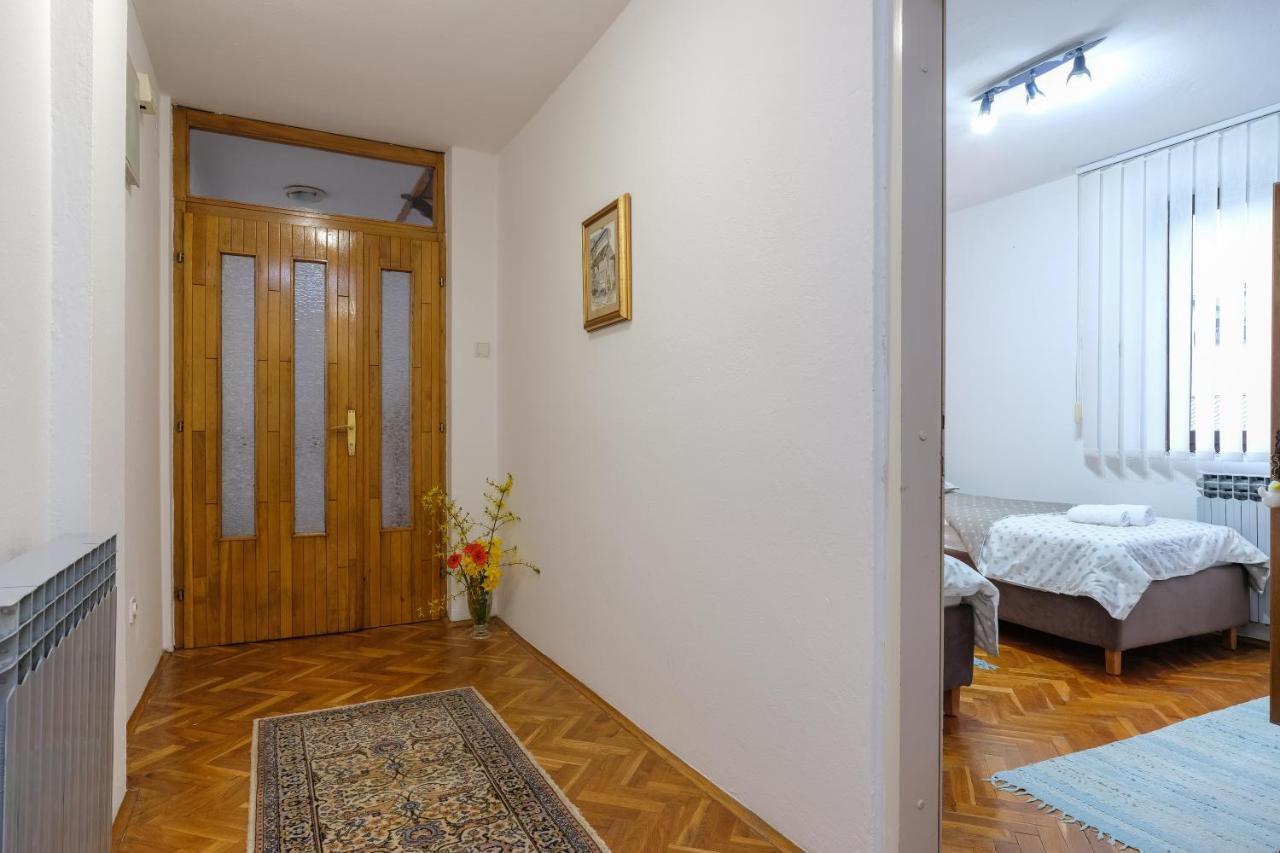 The Cosmic Gate Apartments Visoko Ngoại thất bức ảnh