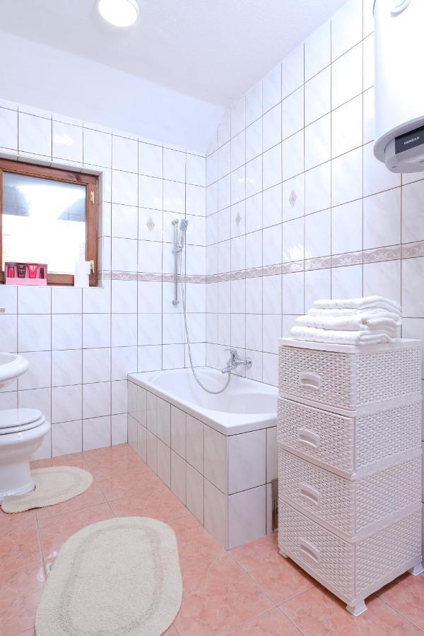 The Cosmic Gate Apartments Visoko Ngoại thất bức ảnh