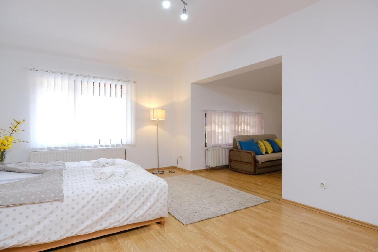 The Cosmic Gate Apartments Visoko Ngoại thất bức ảnh