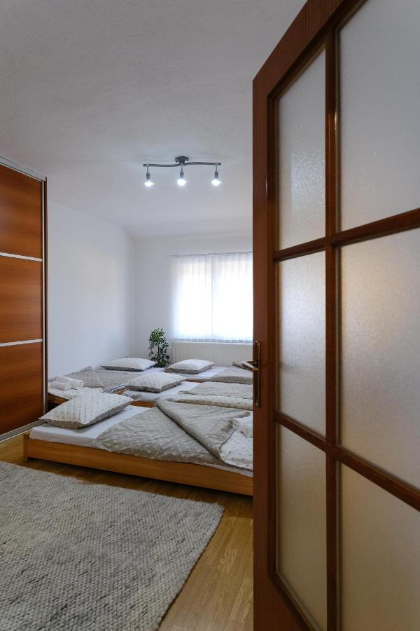The Cosmic Gate Apartments Visoko Ngoại thất bức ảnh