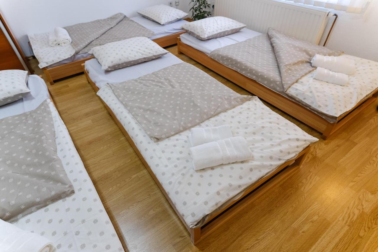 The Cosmic Gate Apartments Visoko Ngoại thất bức ảnh