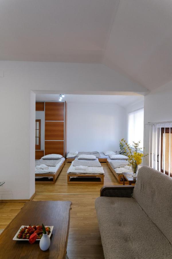 The Cosmic Gate Apartments Visoko Ngoại thất bức ảnh