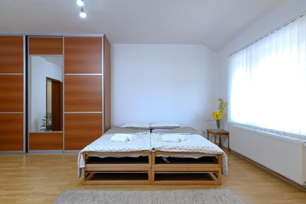 The Cosmic Gate Apartments Visoko Ngoại thất bức ảnh