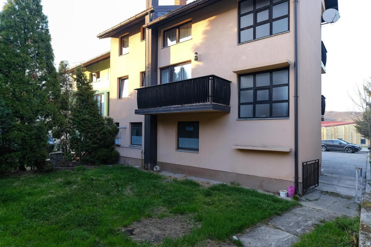 The Cosmic Gate Apartments Visoko Ngoại thất bức ảnh
